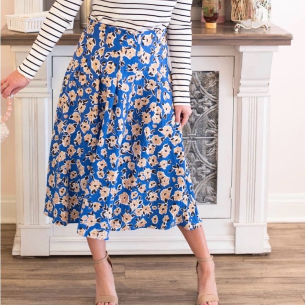 Ann Taylor Blue Floral A-Line Skirt Paperbag Pleated Midi Skirt